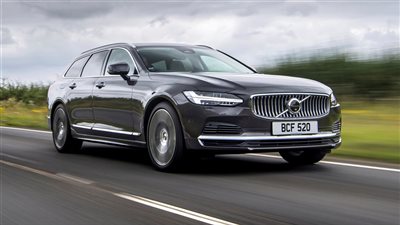 فولفو تعلن رسميًا إيقاف إنتاج V90 ضمن خطة التحول نحو سيارات SUV والكهربائية