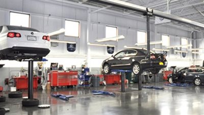 مصر وكوريا تطلقان مشروعًا لتطوير تكنولوجيا صيانة السيارات الخضراء بمراكز التدريب المهني