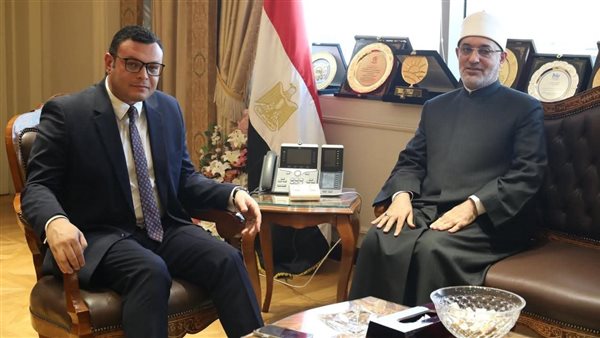لقاء وزير الإسكان