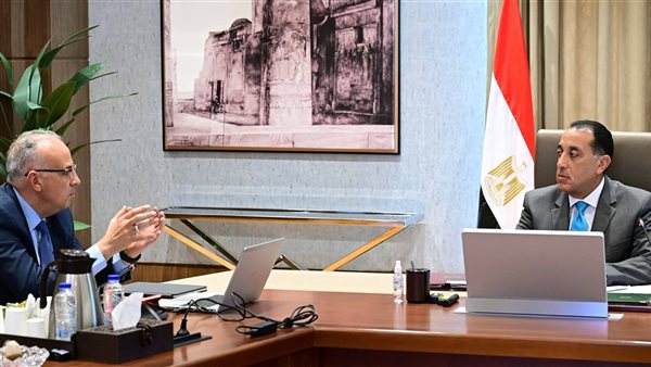 جانب من اجتماع الدكتور