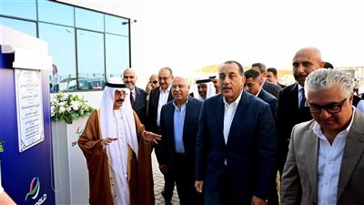 باستثمارات 85 مليون دولار.. رئيس الوزراء يفتتح مستودع موانئ دبي العالمية بمنطقة السخنة المتكاملة 
