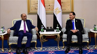 رئيس الوزراء اليمني: نتطلع للاستفادة من الخبرات المصرية في الكهرباء والجمارك والضرائب