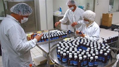 كيف اقتربت مصر من الاكتفاء الذاتي في تصنيع الأدوية؟