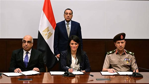 مدبولي يشهد توقيع