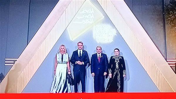 الرئيس السيسي يستقبل