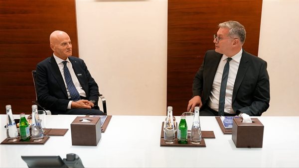 لقاء وزير البترول