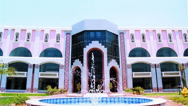 مراكز تجارية وإدارية