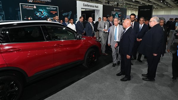 وزير الصناعة والنقل