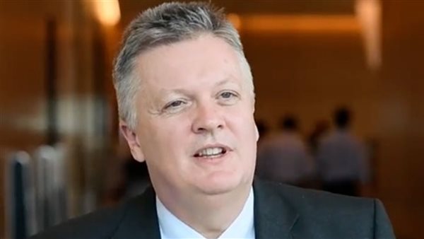 هيو بيل كبير الاقتصاديين