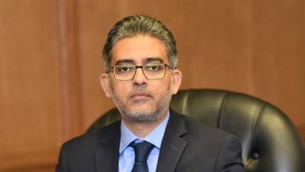 الدكتور أحمد عبد