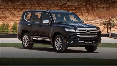 أسعار السيارات في الإمارات.. تويوتا لاند كروزر تباع بـ 240 ألف درهم