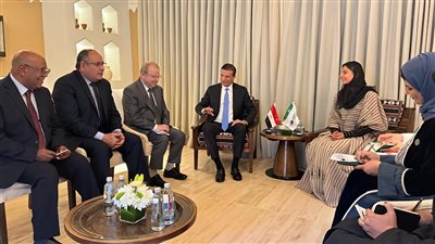 علاء فاروق يعقد اجتماعات مكثفة لتعزيز التعاون العربي في قطاع النخيل والتمور بالرياض