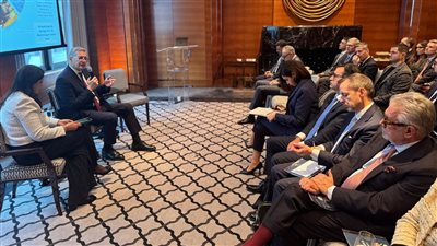 برئاسة وزير البترول.. بعثة الأعمال المصرية في لندن للترويج للحوافز الاستثمارية بقطاع التعدين