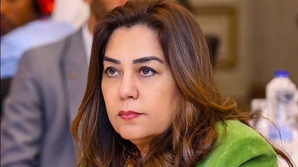 الدكتورة منال عوض