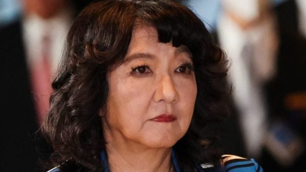 وزيرة المالية اليابانية