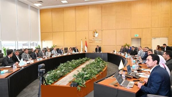 اجتماع وزير الإسكان