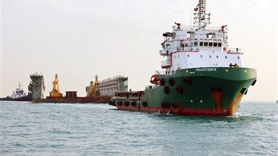 نجاح عبور الحوض العائم 