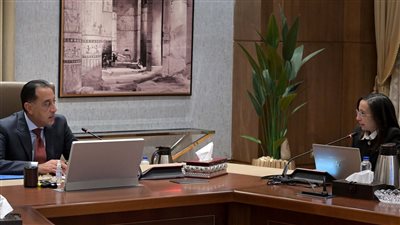 رئيس الوزراء يتابع مع محافظ البحيرة الموقف التنفيذي للمشروعات التنموية والخدمية