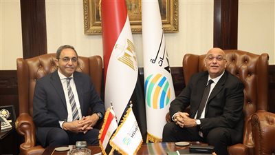 تعزيز المهارات وفرص العمل وتصدير المنتجات التراثية.. تعاون مثمر بين جهاز تنمية المشروعات وقنا