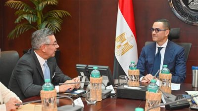 وزير الاستثمار: نستهدف توطين صناعات السيارات والطاقة بالتعاون بين الشركات المصرية والإيطالية 