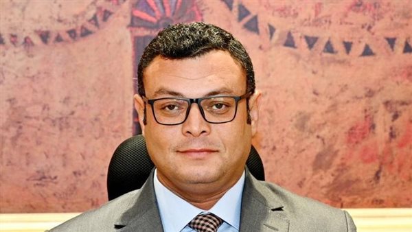 وزير الاسكان شريف