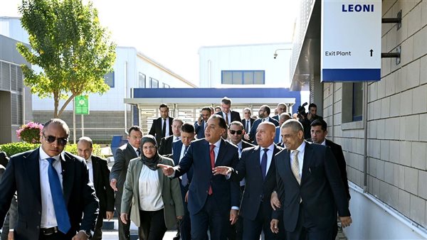 رئيس الوزراء يتفقد