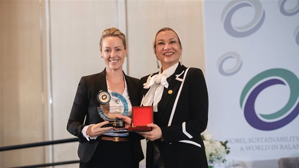 مجلس الوزراء يهنئ