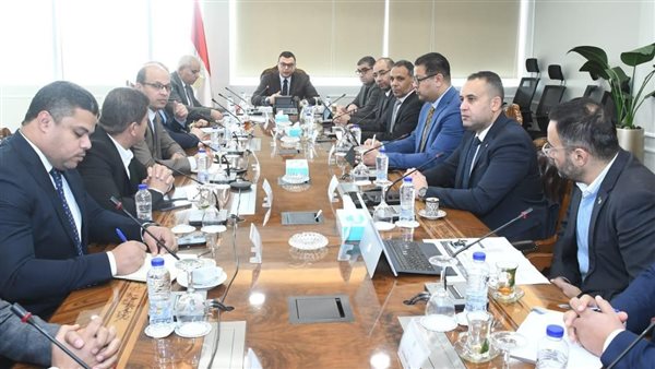 وزير الإسكان