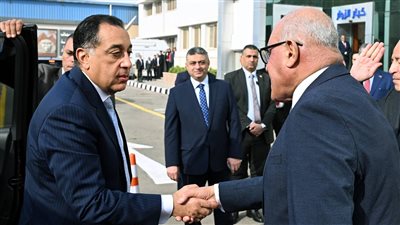 مدبولي يتفقد «سيماف»: منظومة متكاملة لتوطين صناعة النقل وتعزيز التصدير