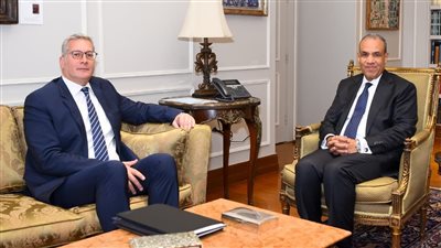 الخارجية والبترول.. رؤية موحدة لتسويق فرص الاستثمار وتحفيز مشاريع الطاقة النظيفة