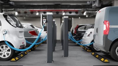 الطاقة النظيفة تقود السوق.. قفزة غير مسبوقة في مبيعات السيارات التركية