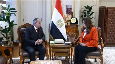 وزيرة التنمية المحلية تتابع تطوير أسواق بورسعيد ومنظومة المخلفات والمشروعات الجارية