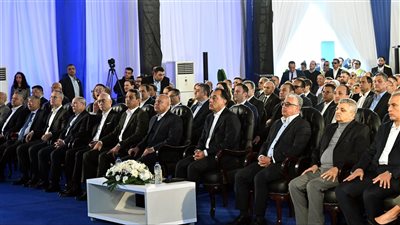 رئيس الوزراء يشهد انطلاق التشغيل التجاري لمحطة البحر الأحمر للحاويات بميناء السخنة