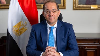 كجوك خلال لقائه «شنايدر إلكتريك»: الأولوية للتصنيع والتصدير وتعزيز الشراكات الدولية