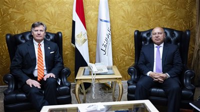 كامل الوزير: تعزيز إدارة وتشغيل المحطات البحرية وجذب الخطوط العالمية