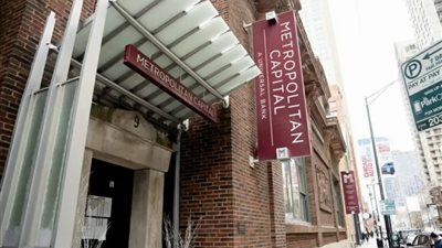 غلاق بنك متروبوليتان كابيتال