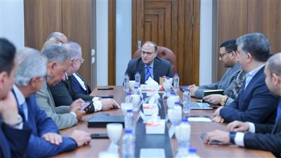 هيئة الدواء المصرية تبحث مع 