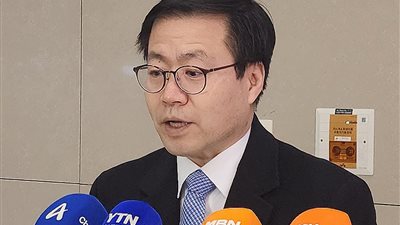 كوريا الجنوبية تواصل المباحثات مع واشنطن لتفادي رفع الرسوم الجمركية