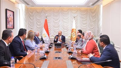 الاستثمار في الإنسان.. رهان الدولة لتطوير سوق العمل