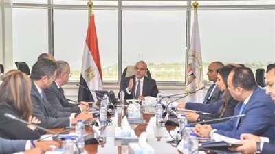 محمد فريد يطلق إشارة البدء.. مرحلة جديدة للاستثمار وكسر البيروقراطية