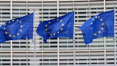 تطورات ساخنة في التجارة الأوروبية الأمريكية.. اتفاق 2025 يقترب من الهاوية