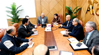 اجتماع حاسم بين «الإسكان» و«مطروح» لتأمين المرافق ورفع كفاءة