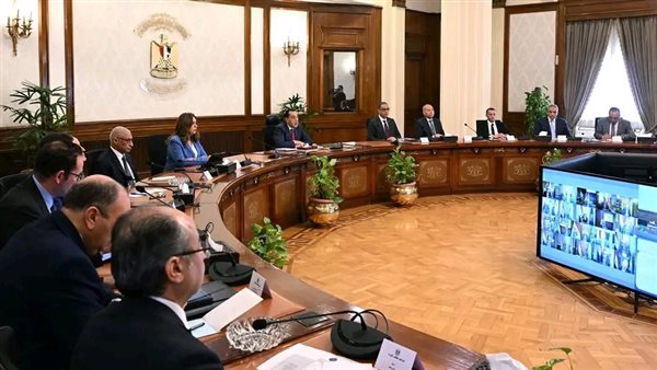 العمل مع النواب ليس