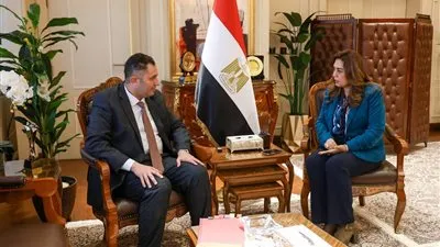 «عوض» تتابع مع محافظ دمياط المشروعات الخدمية والاستثمارية لضمان تحسين حياة المواطنين وتطوير البنية التحتية