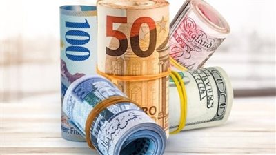 في آخر ساعات اليوم الأحد.. استقرار أسعار العملات الأجنبية والعربية مقابل الجنيه المصري 