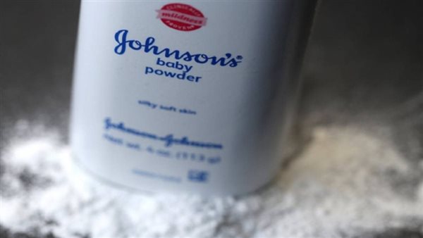 مجلة طبية تتراجع عن بحث استمر 49 عامًا حول بودرة جونسون     