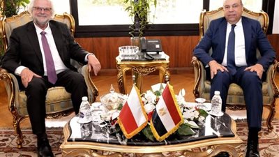 مصر وبولندا تبحثان تعزيز الرحلات الجوية لدعم السياحة الوافدة إلى المدن المصرية