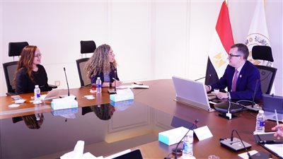 وزير التخطيط: الحكومة تعمل عبر 
