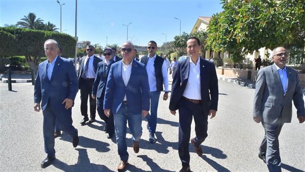 جولة وزير الاستثمار