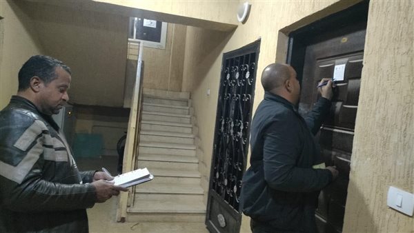 غلق شقق الاسكان الاجتماعي
